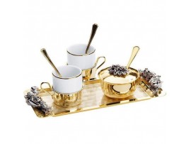 Иг-6053006 Кофейный набор: 2 чашки с ложечками и сахарница на подносе в золоте Chinelli