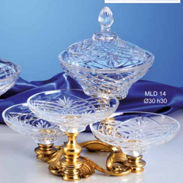 Им-7 Конфетница 4-х ярусная на ножке 30*30см MLD00014