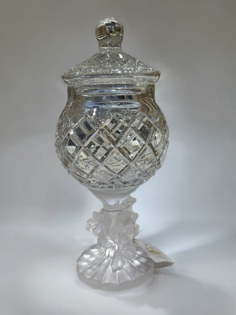 MF6570/30 Франция.Ваза на ножке Хрусталь 32*15