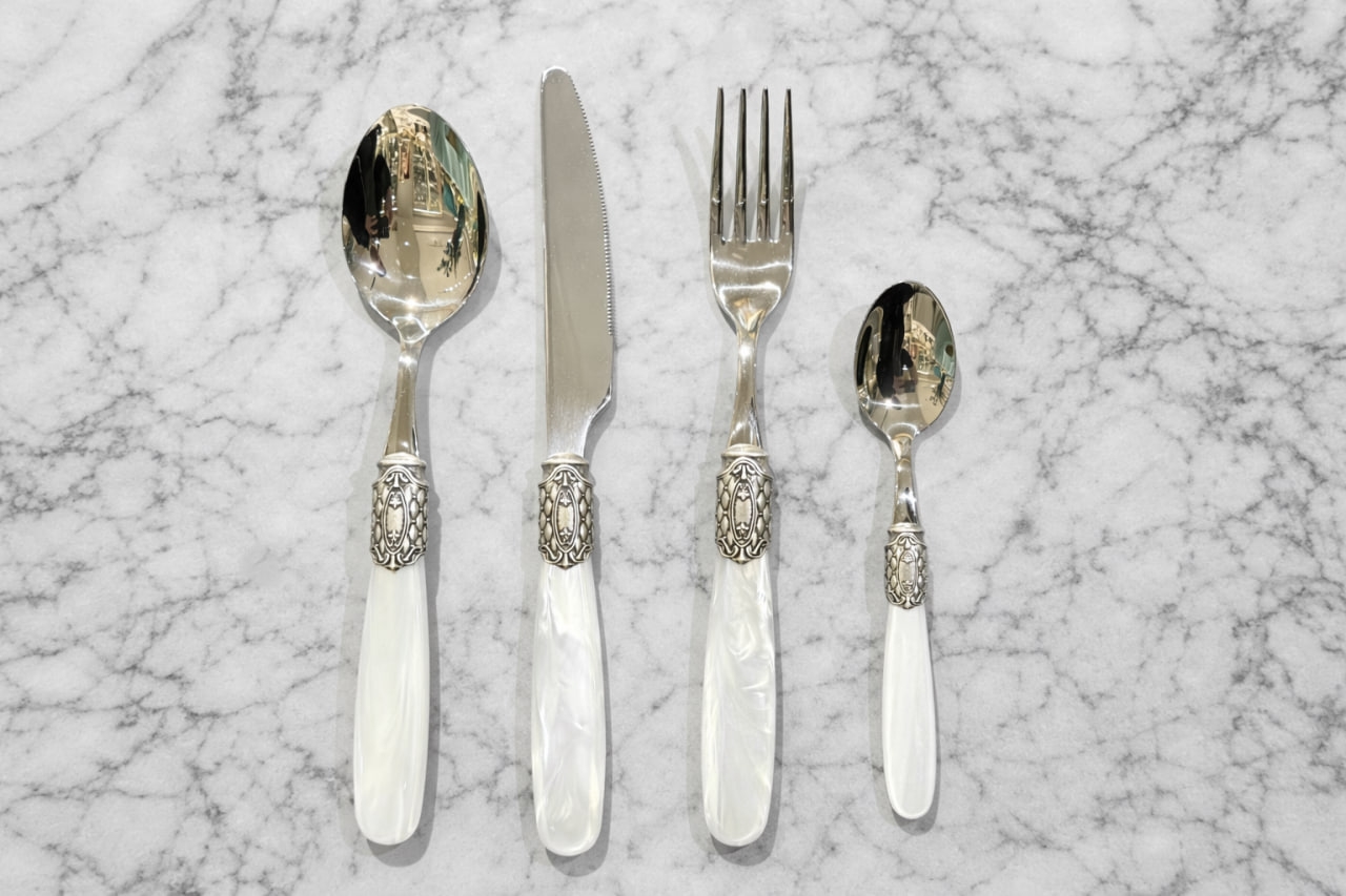 Дд-84 Столовые приборы на 12 перс "VICTORIA"  белый жемчуг 49 пр в деревянной коробке CD49VTOS/BN Нерж.сталь Domus Design