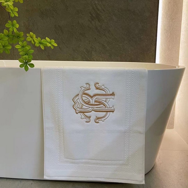 КПГ-287/бел Коврик для ванной  ROBERTO CAVALLI  100% Египетский хлопок 50*80см цвет белый шт