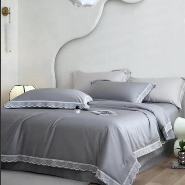 КПГ-424/сер Постельное белье Blumarine с кружевами 200*230/250*250/ 50*70-2 серый Люкс Сатин
