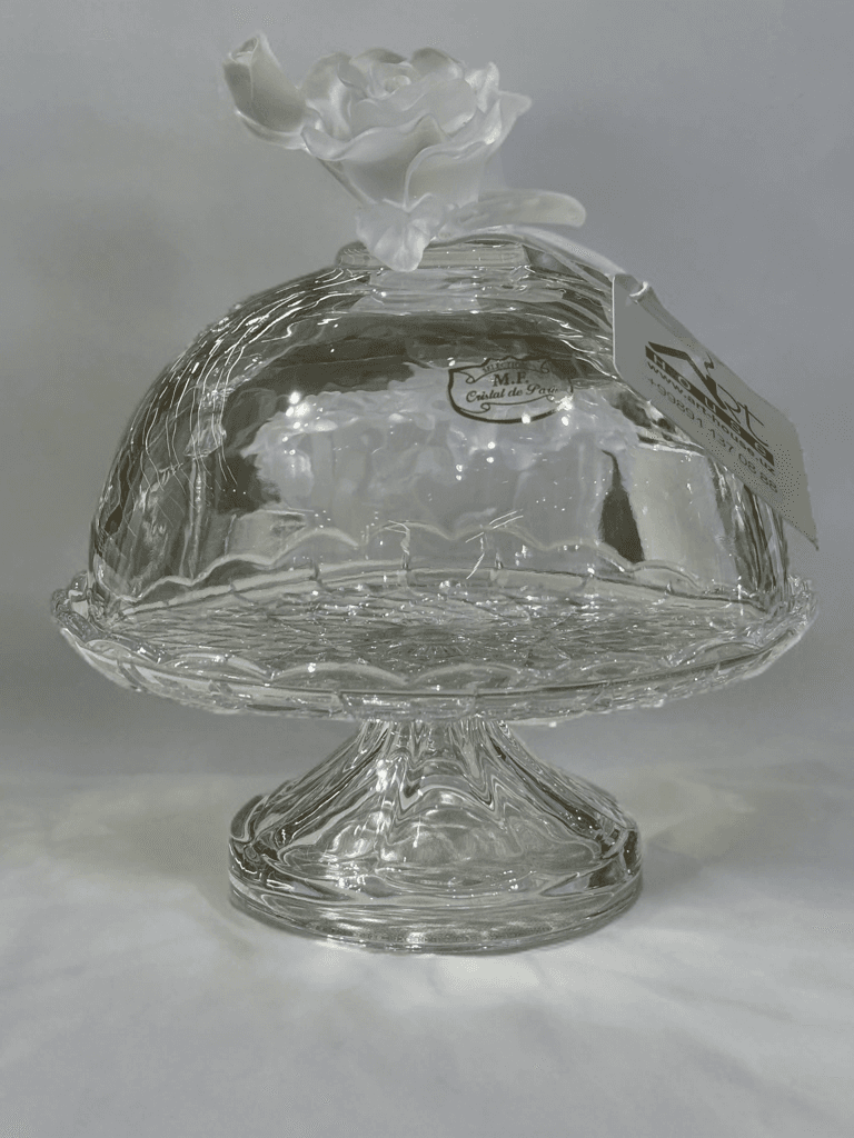 MF4201/1/204S Франция.Ваза с крышкой Хрусталь 20*18