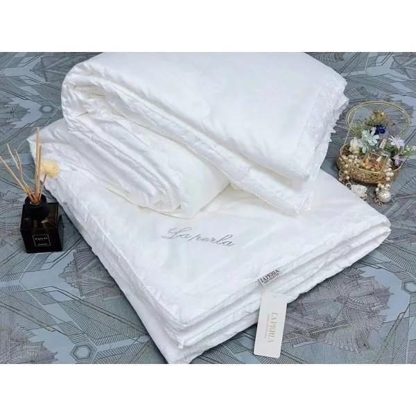 КПГ-24/Б Свадебное одеяло LA PERLA  200-230см, Наполнитель 50% шелк +50% бамбук, ткань 100% люкс сатин