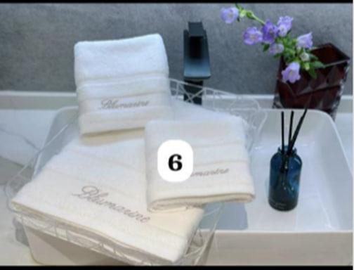 КПГ-519/бел Набор полотенец Blumarine 70*140-1шт/35*75-2 шт