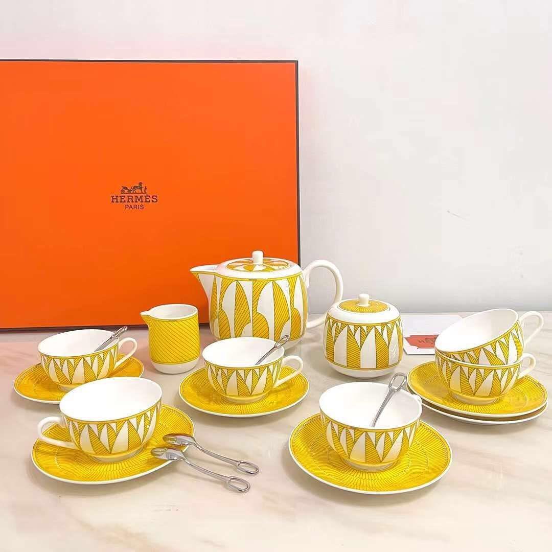 ГК-83 Люкс.Китай.Чайный сервиз 21 пр Hermes желтый