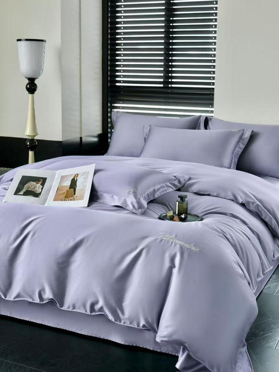 КПГ-433/ф Постельное белье Blumarine 200*230-1/250*250-1/50*70-2 фиолетовый с вышивкой Хлопок (плотность 100)